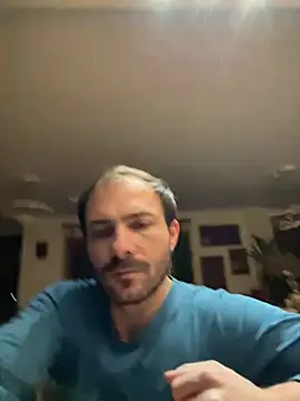 Snapshot of Adventurehotman chatting on December 16, 1:53 am Adventurehotman online show from December 16, 1:53 am