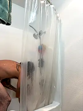 Crackkers online show from November 27, 10:41 am