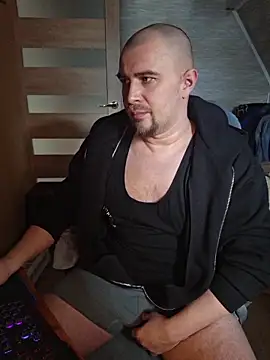 Foxyshaved online show from March 5, 9:38 am