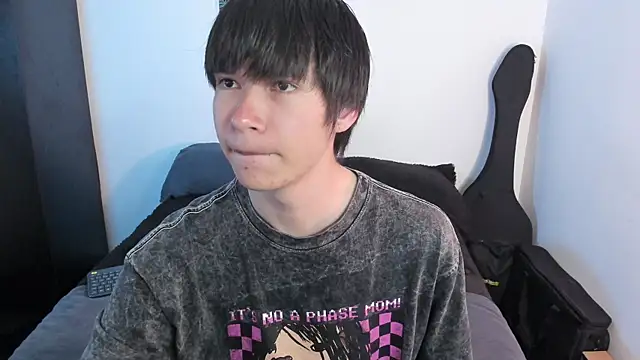 Aventure Twinks online show from April 6, 9:15 pm