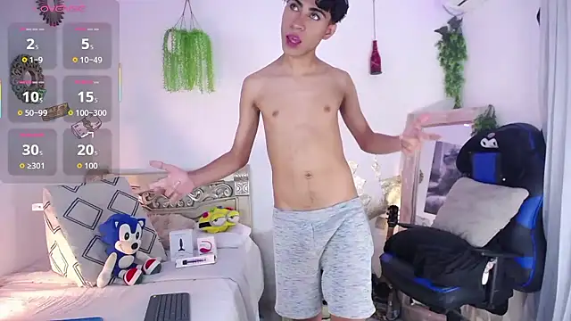 huge armound online show from January 12, 11:53 pm