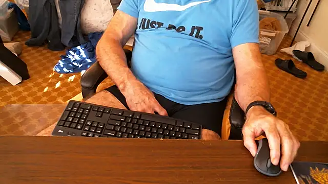 matureboomer online show from September 25, 12:59 pm