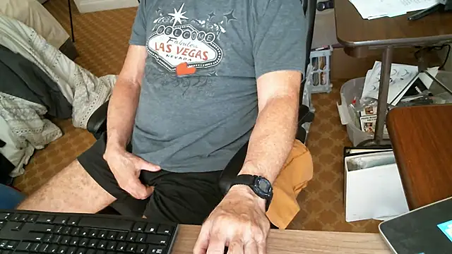 matureboomer online show from February 7, 4:46 pm