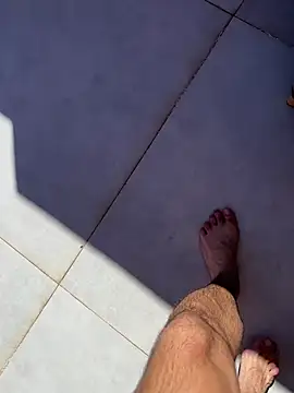 cagoulegrosse online show from February 9, 2:18 pm