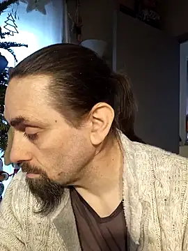 teekoine1 online show from January 8, 9:00 am