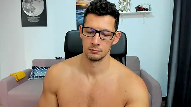 BrutusK08 online show from October 20, 7:12 am