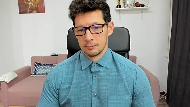 BrutusK08 online show from January 18, 5:47 am