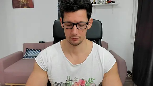 BrutusK08 online show from January 15, 8:51 am