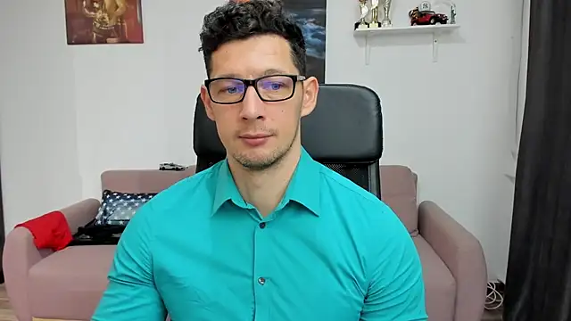 BrutusK08 online show from February 15, 6:55 am