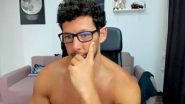 BrutusK08 online show from October 1, 6:28 am