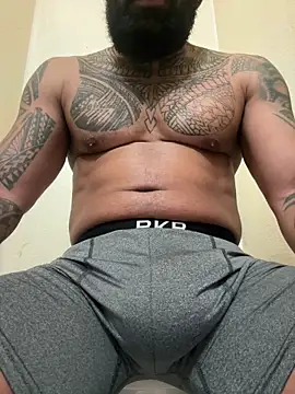 cococobanna online show from March 18, 1:01 pm