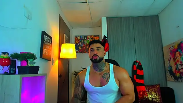 naugthy dominant online show from December 15, 6:43 am