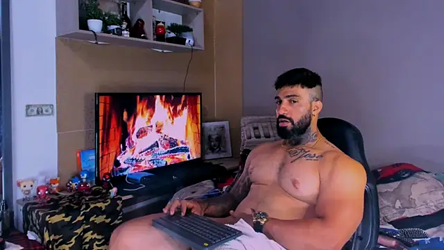 naugthy dominant online show from December 8, 2:39 am