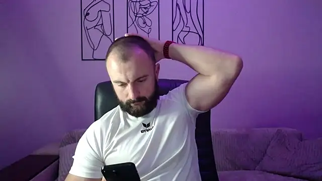 brindlefly6969 online show from October 29, 12:08 pm