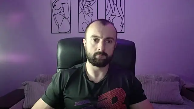 brindlefly6969 online show from November 12, 12:11 pm