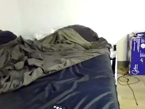 Iliketocooksquirt25 online show from February 26, 7:42 am