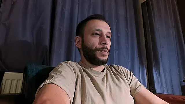 henryaxe online show from December 19, 11:35 pm