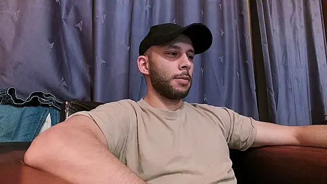 henryaxe online show from December 26, 6:12 pm