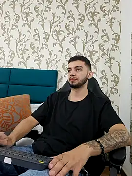 Michael magno online show from February 26, 10:00 pm