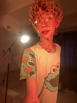 lyamthommpson online show from January 31, 8:51 pm