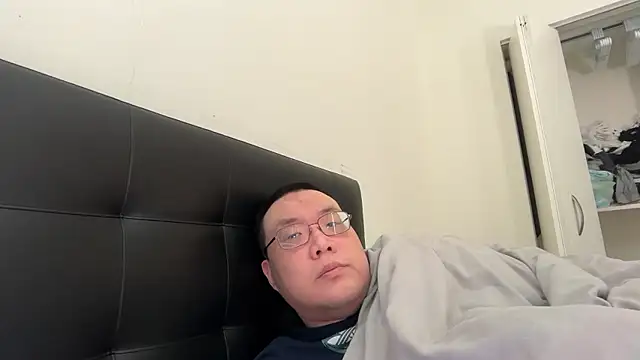 slaveasianboy online show from July 24, 11:39 am