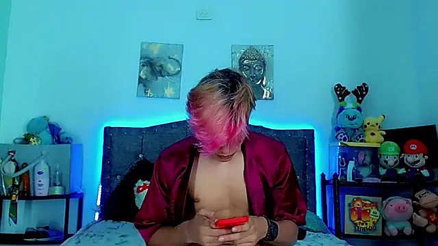 Liamscott  online show from December 19, 11:34 pm