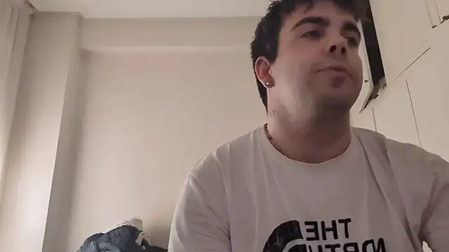 zzzz78925 online show from September 14, 8:16 am