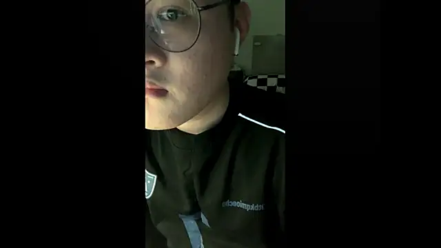 tttttttomboy online show from October 21, 8:39 am