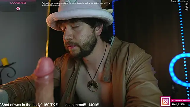 Snapshot of just_maxii chatting on October 3, 12:59 am just maxii online show from October 3, 12:59 am