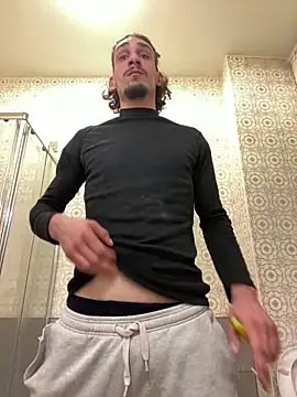 BostonGeorge27 online show from February 5, 1:04 am