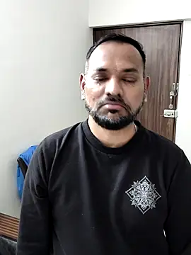 lovbombayduck11 online show from September 22, 6:57 am