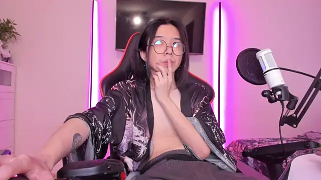 wexlee7 online show from November 28, 10:17 am