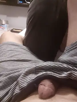 dredre1069 online show from February 18, 3:37 am