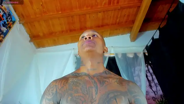 esteveen ortegas  online show from October 29, 12:19 pm