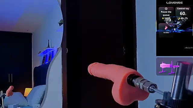 Issac james  online show from November 8, 5:32 am