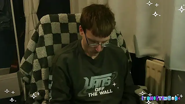 Itsnotting834 online show from April 8, 9:34 pm