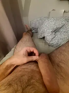 doudoucharlyc4 online show from January 10, 10:58 pm