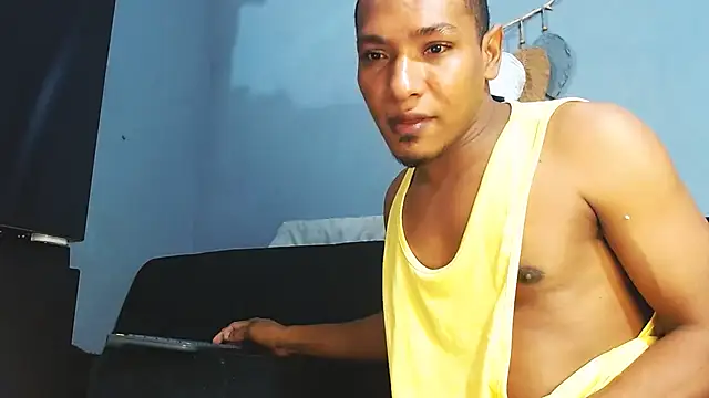 Grandeygruesa1 online show from January 14, 9:25 am