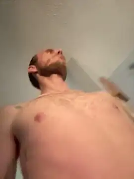 tleaper21101 online show from October 3, 8:36 pm