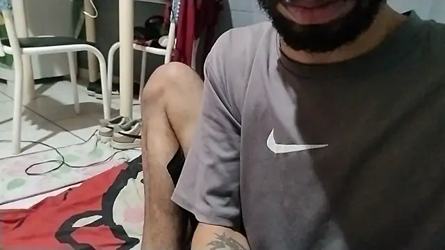 UncutToyBoy23cm online show from May 28, 3:21 pm