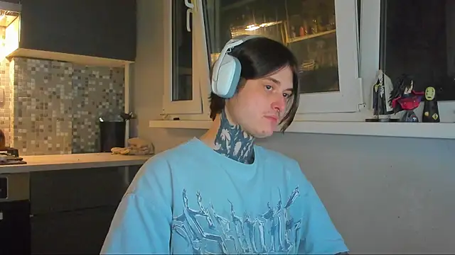  torfin  online show from April 7, 11:27 pm