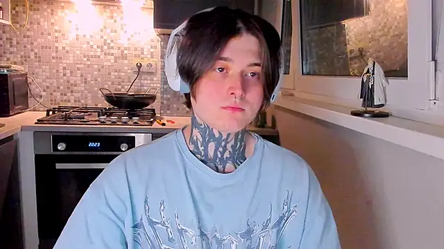  torfin  online show from March 8, 11:09 pm