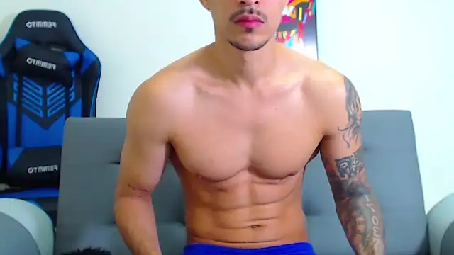 Tristan-bm online show from December 8, 4:18 pm