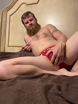 Snapshot of whitehammer94u chatting on December 6, 5:20 am whitehammer94u online show from December 6, 5:20 am