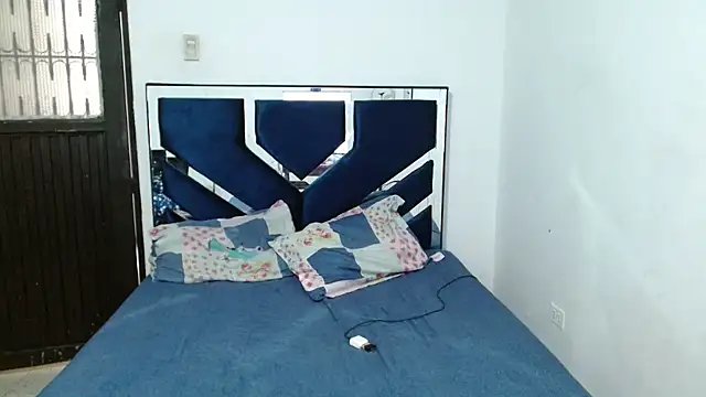 Snapshot of MiguelAngelxl chatting on September 14, 4:42 pm MiguelAngelxl online show from September 14, 4:42 pm