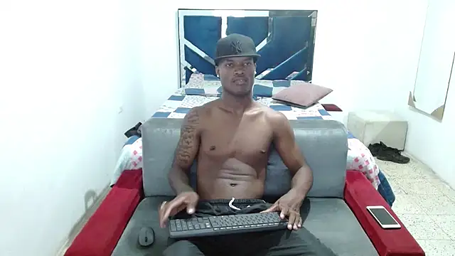 Snapshot of MiguelAngelxl chatting on October 14, 6:26 pm MiguelAngelxl online show from October 14, 6:26 pm