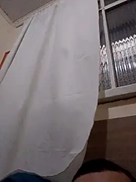 Adee21e online show from February 21, 9:05 pm