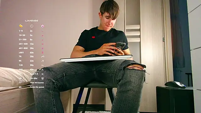 ChristianLevine  online show from December 3, 4:46 pm