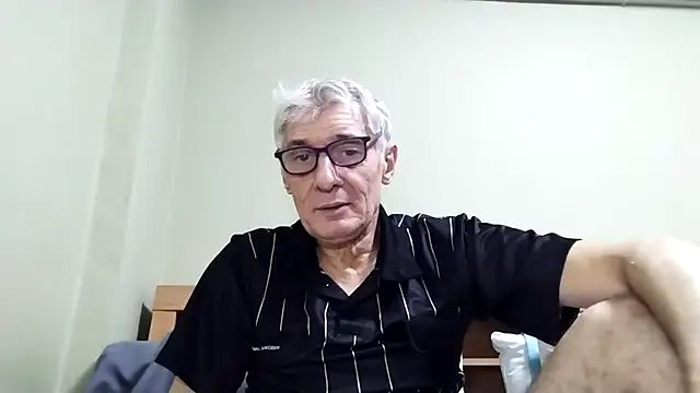 BIGUNCUTHARDCOCK online show from November 29, 10:06 am