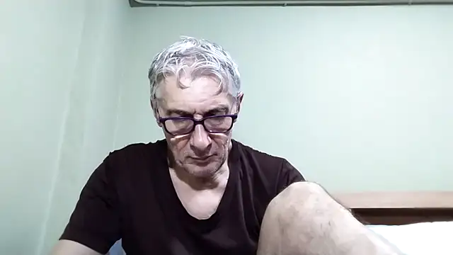 BIGUNCUTHARDCOCK online show from November 19, 7:30 am